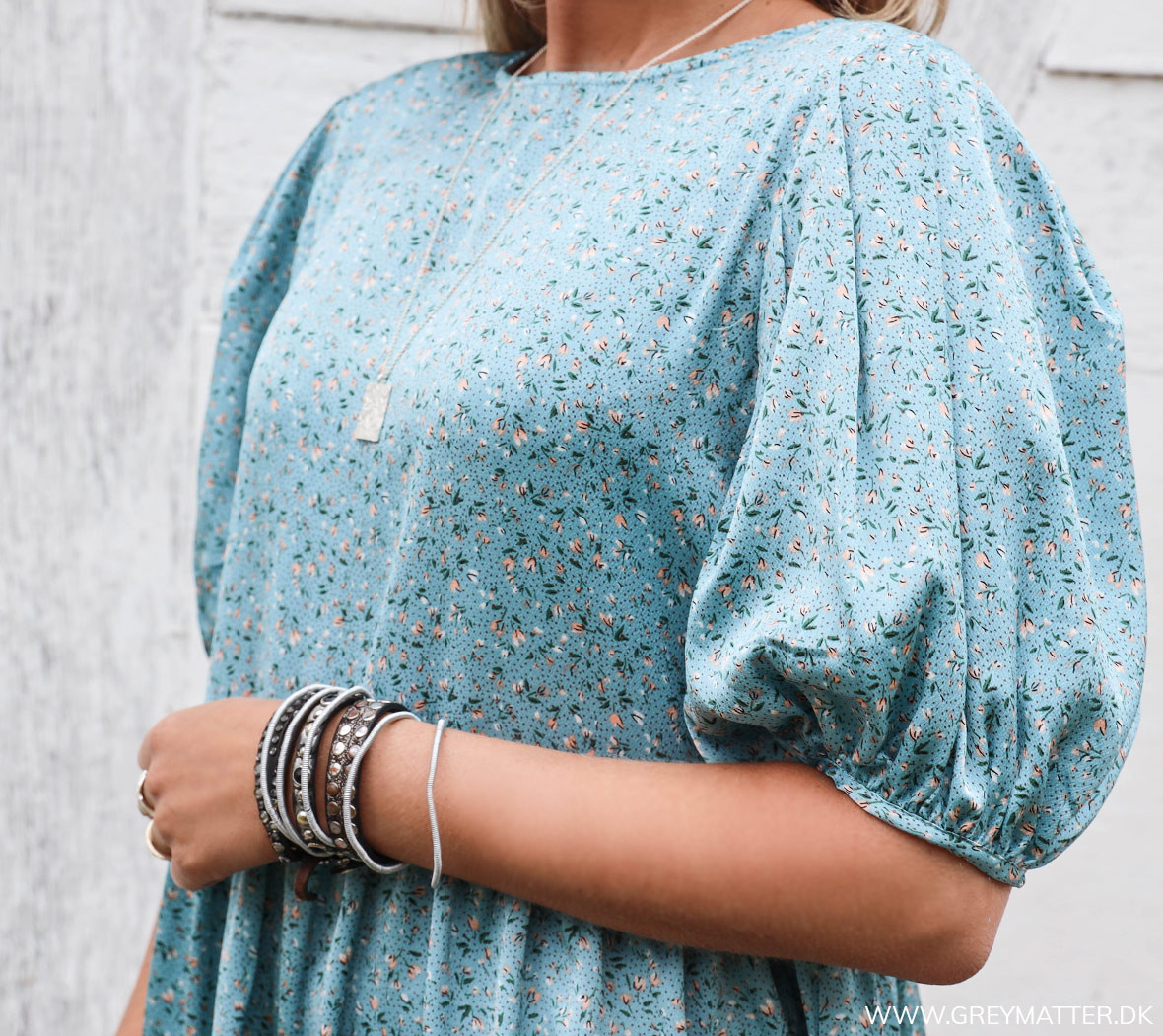 https://greymatterfashion.s3.eu-north-1.amazonaws.com/blogs/171/5f2968776f5fb.jpg