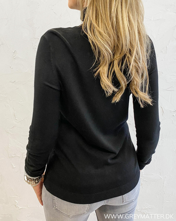 Vibolonia Black Rollneck Knit