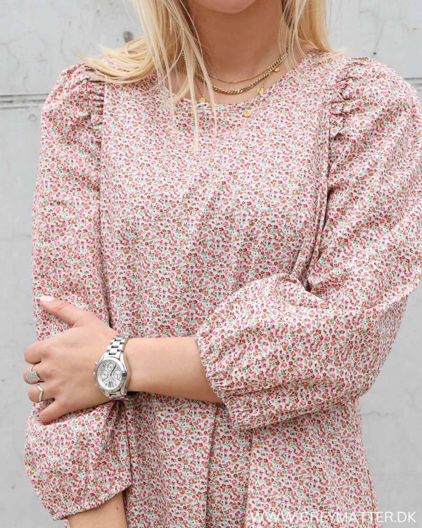 Blomsterprint kjole fra Pieces