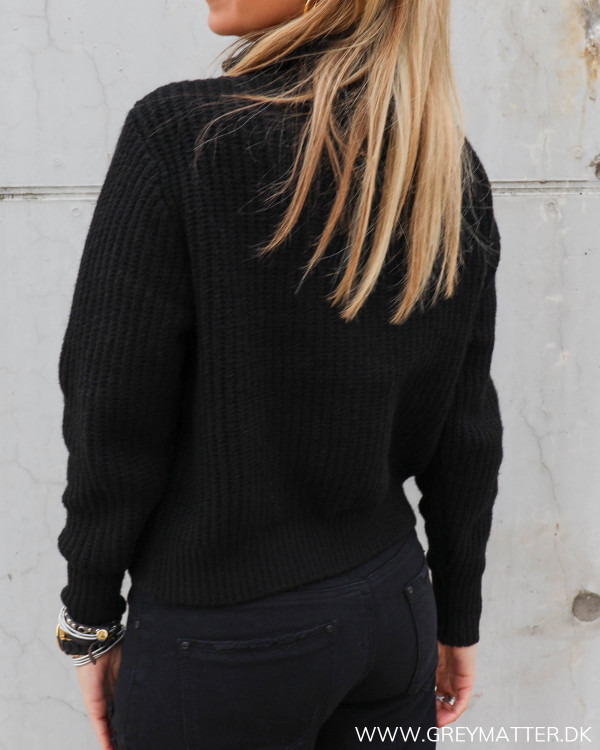 Yas Yasmarilyn Black Zip Knit Pullover