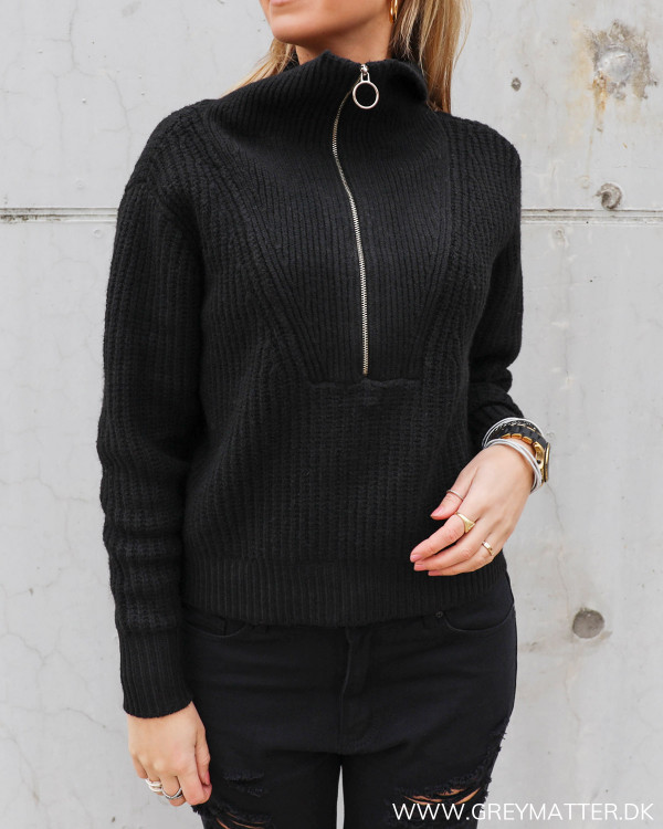 Yas Yasmarilyn Black Zip Knit Pullover