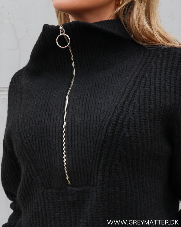 Yas Yasmarilyn Black Zip Knit Pullover