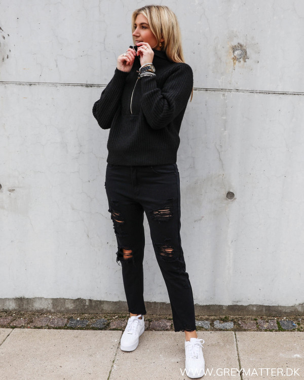 Yas Yasmarilyn Black Zip Knit Pullover