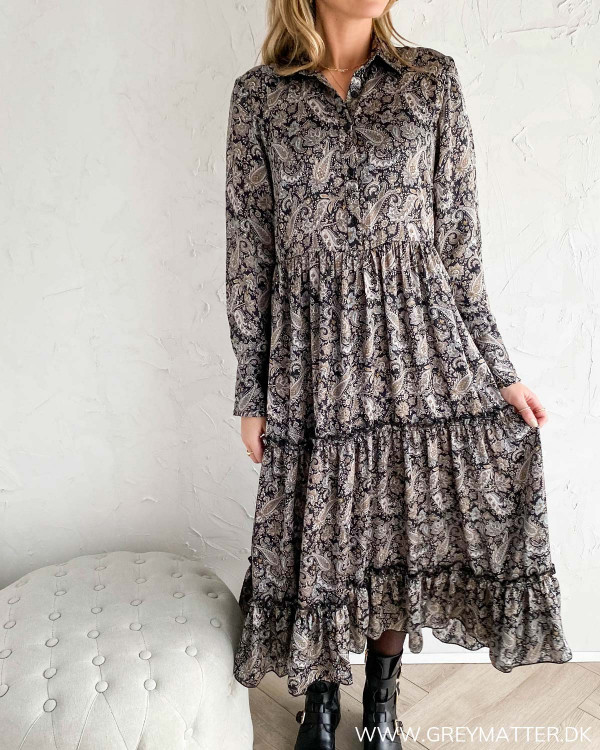 Paisley kjole fra Karmamia Cph
