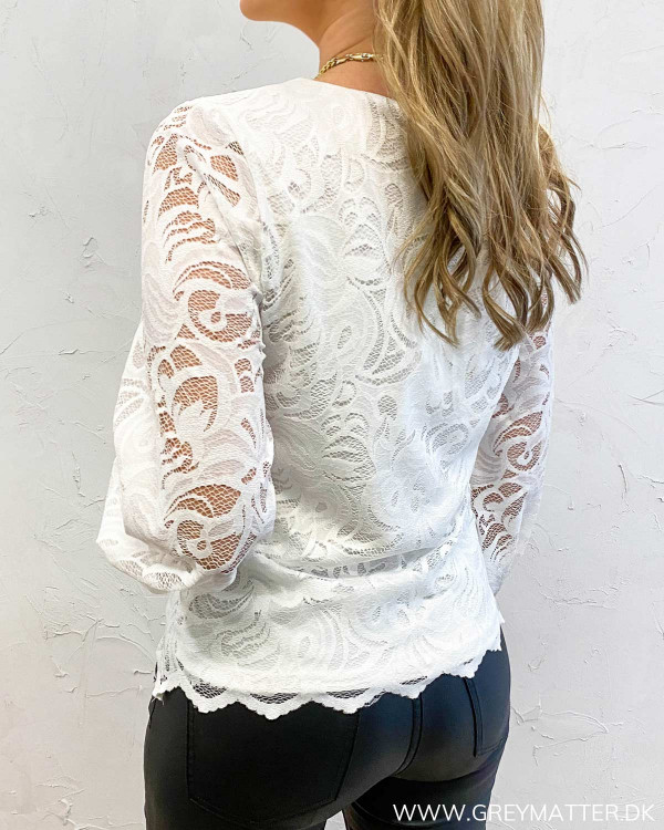 Vistasia Cloud Dancer Ballon Sleeve Top