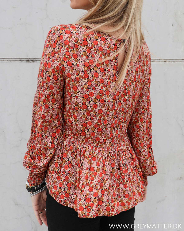 Pieces bluse med rødt print