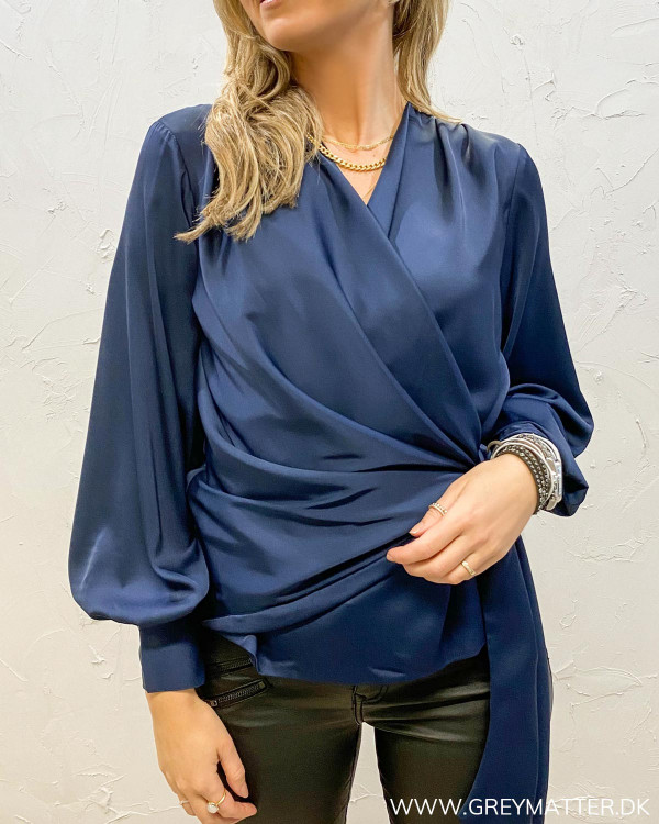 Karmamia Ines Navy Bluse