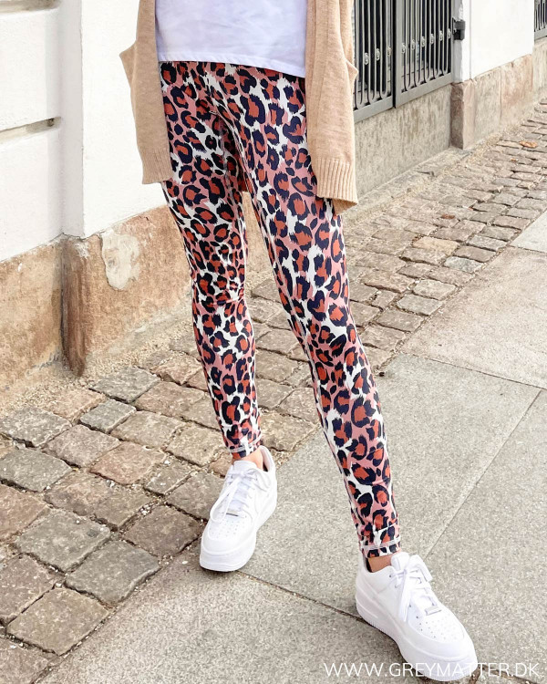Onlkoda Red Leopard Leggings