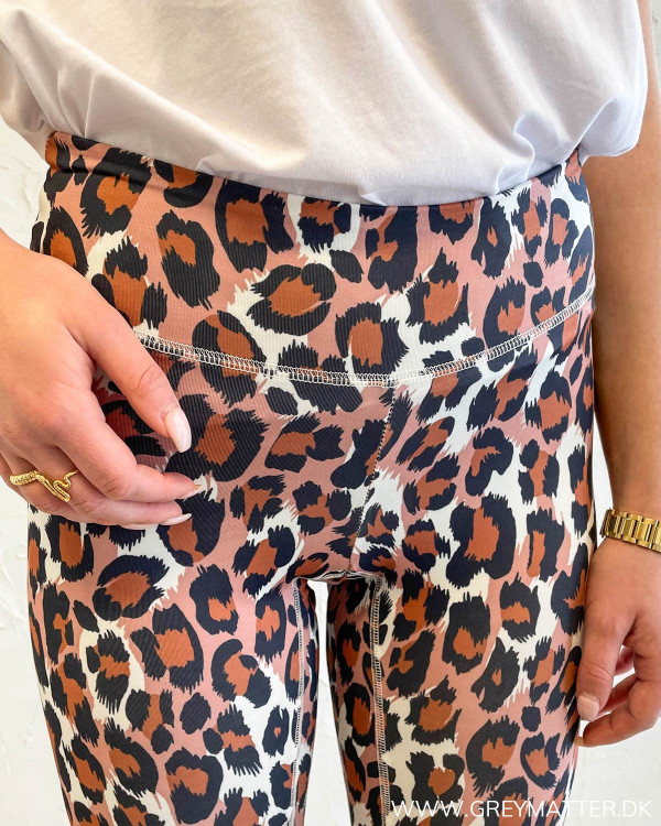 Onlkoda Red Leopard Leggings