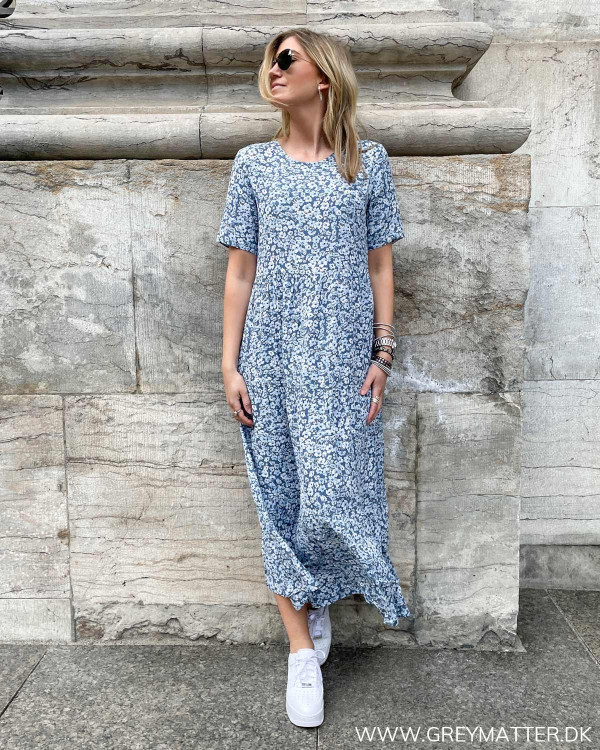 Midi dress i blå farver