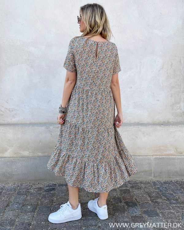 Kjole fra Vila med blomsterprint