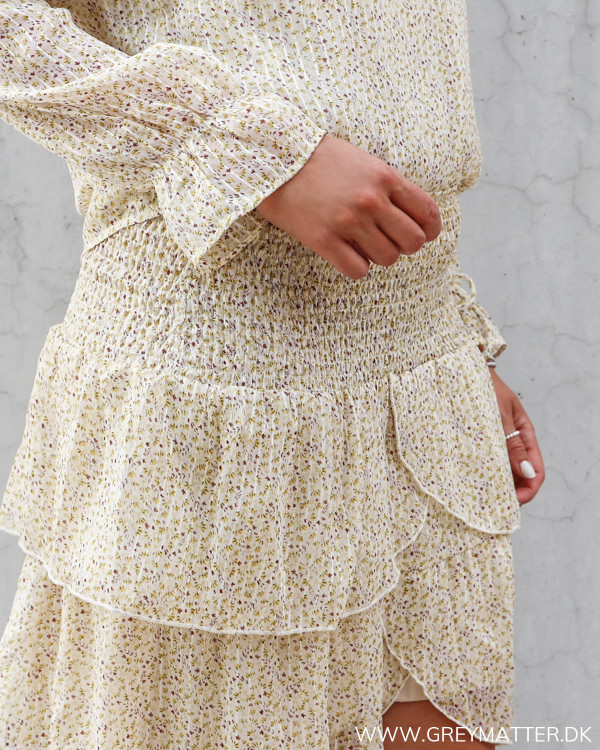 Nederdel fra Neo Noir i gult flower print