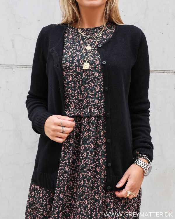 Vila viril sort cardigan i enkel stil